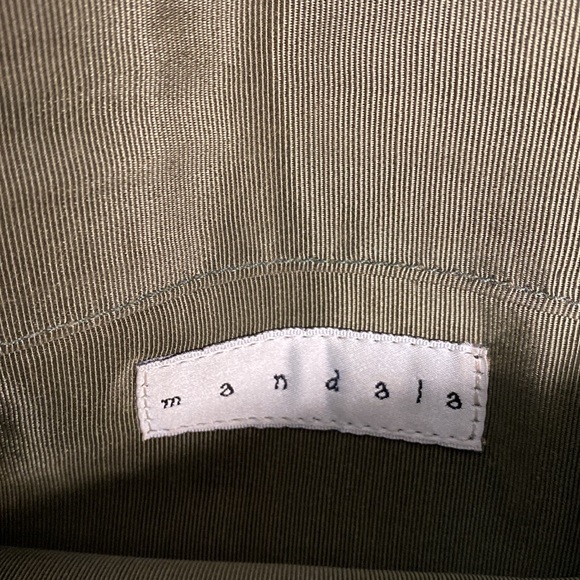 Camouflage Wristlet Clutch - Picture 4 of 4